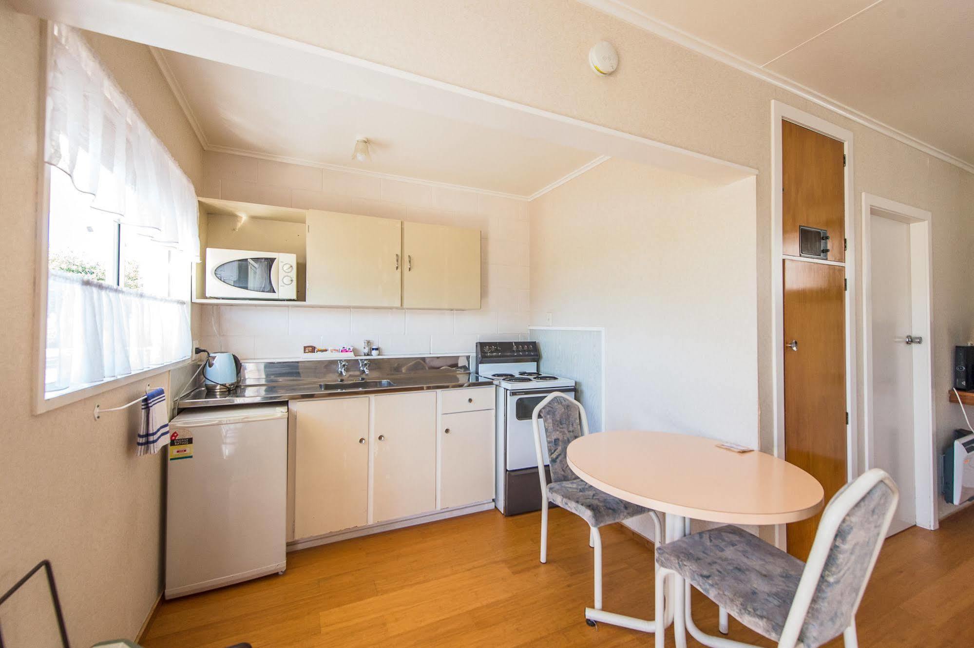 Astral Motel Whanganui Exterior photo
