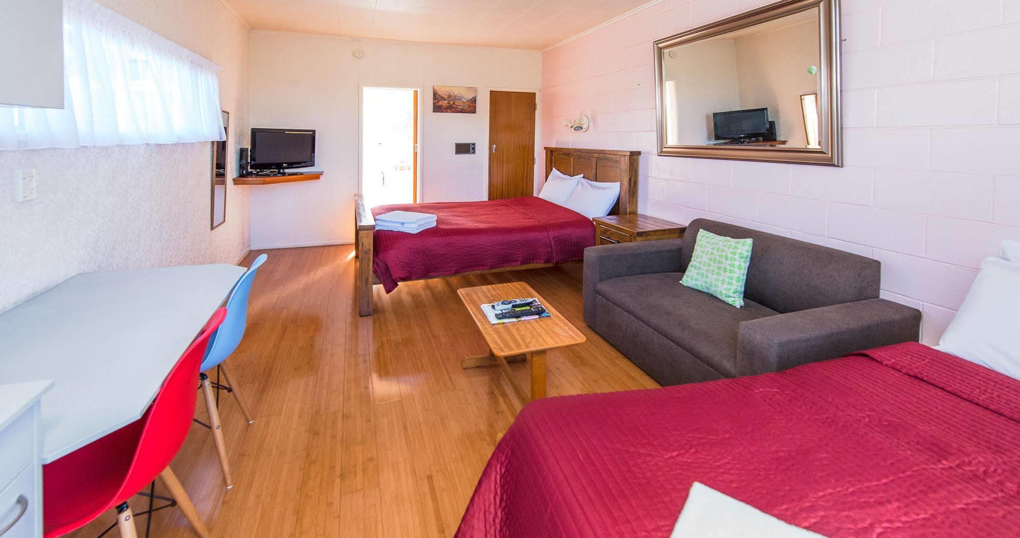 Astral Motel Whanganui Exterior photo
